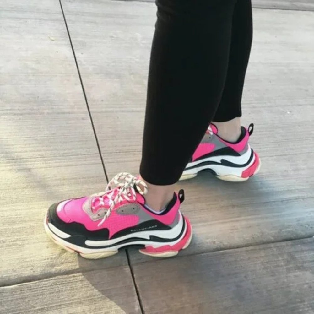 Balenciaga Triple S Pink Sneakers - Picture 11 of 11